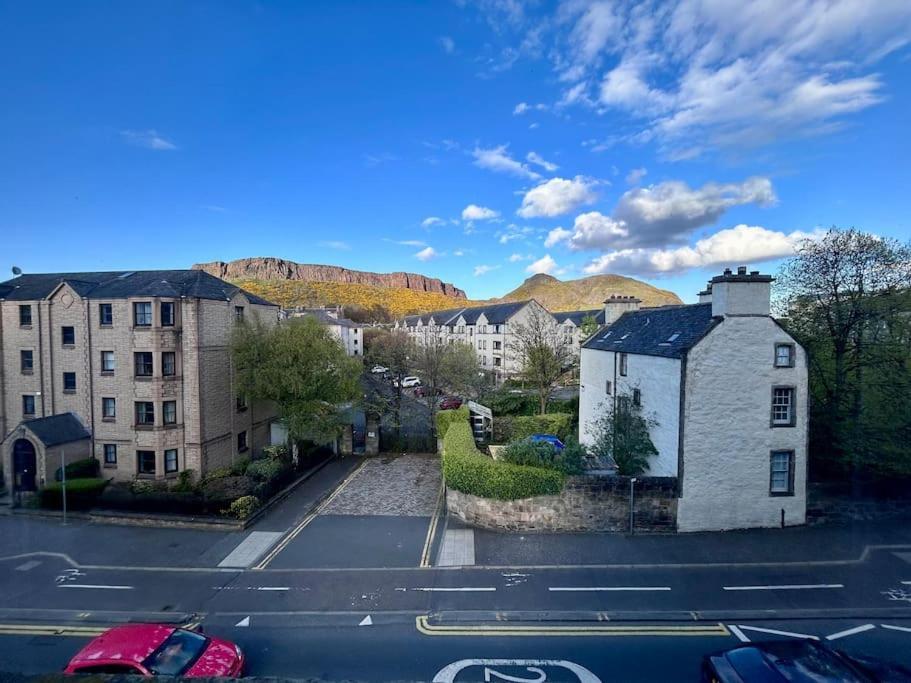 Edinburghs Arthurs Seat View Exterior photo